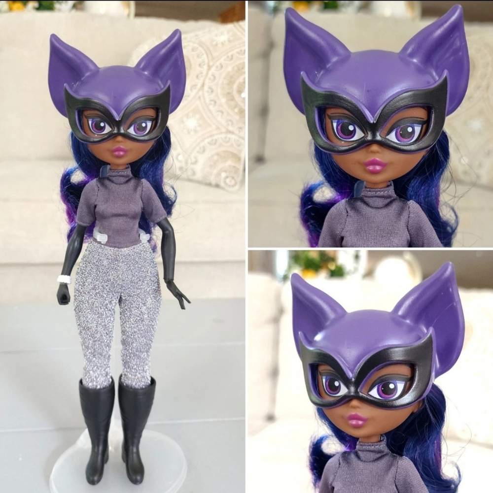 Mattel DC Super Hero Girls Catwoman Action Doll 2019 AA Beautiful